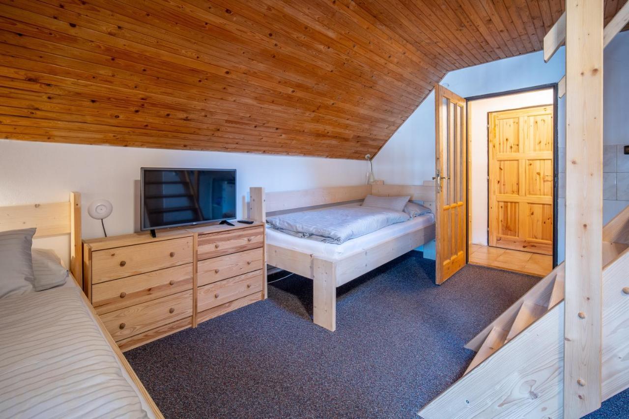 Penzion Koucky Bedřichov Exteriör bild